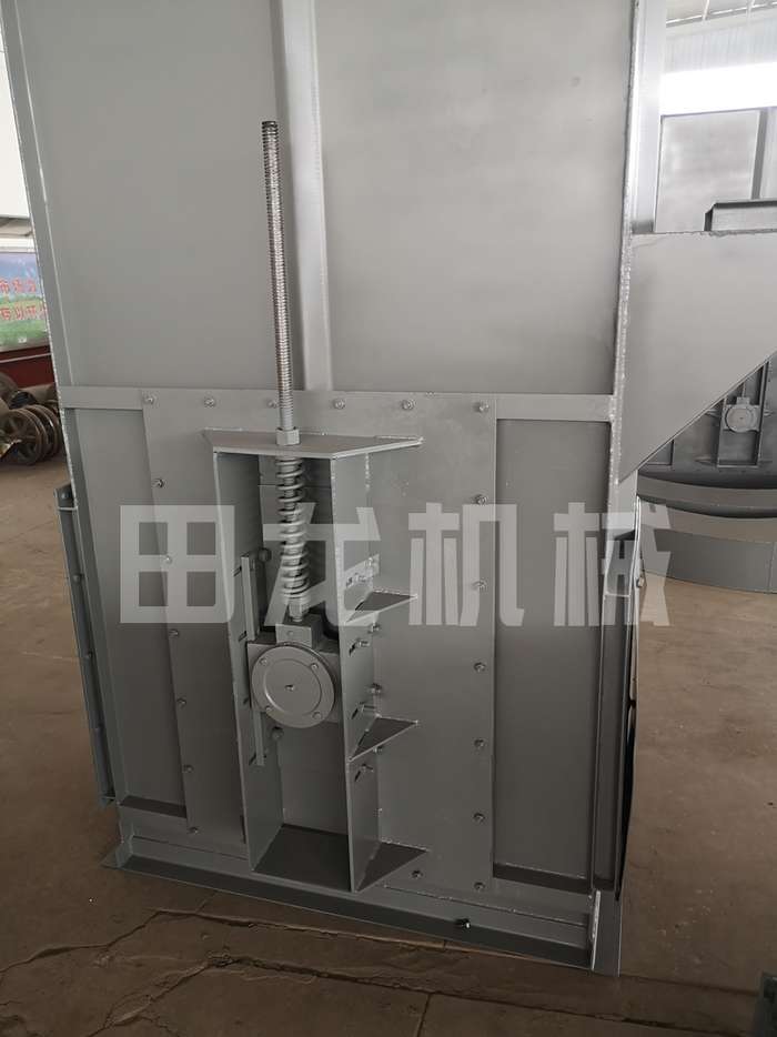 环链斗式提升机机尾与机头安装展示图！